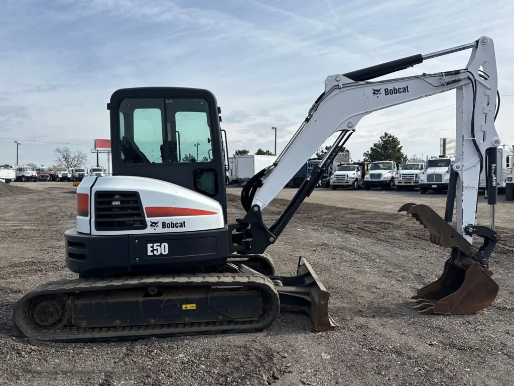2015 Bobcat E50